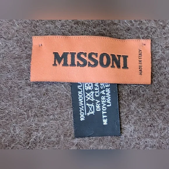 Missoni 100% Wool Fringe Neck Wrap Scarf in Washed Brown